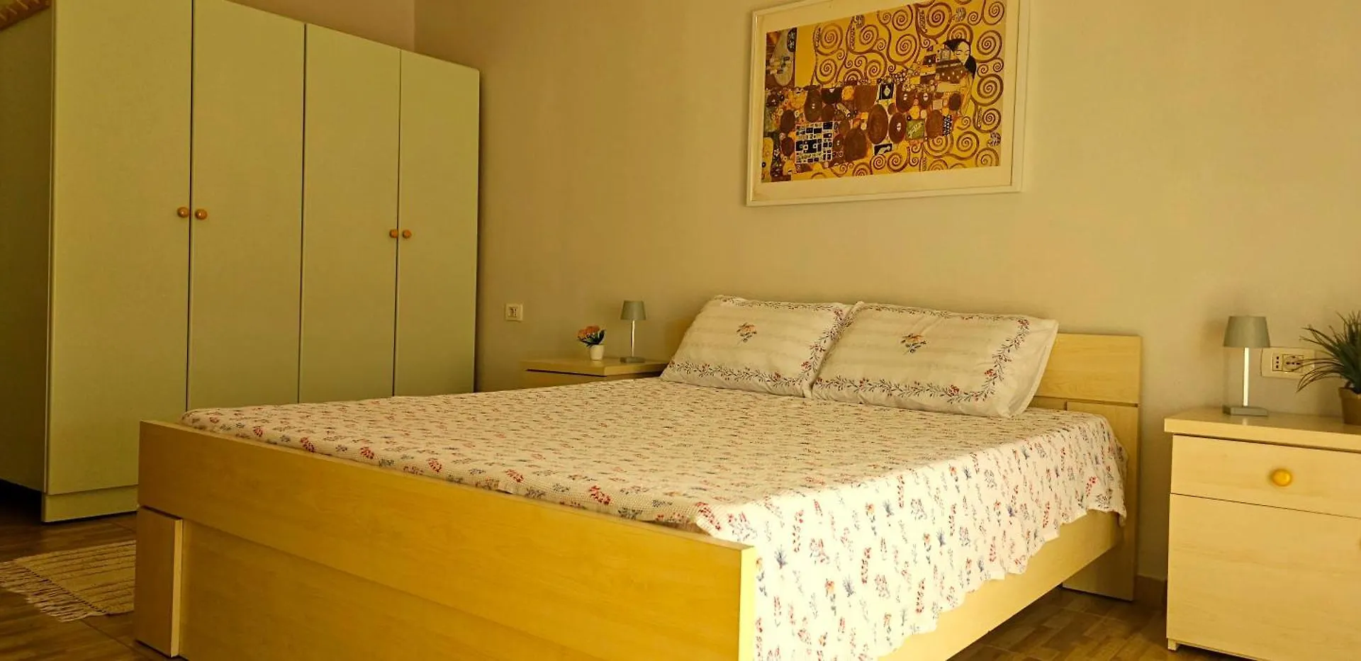 Papu'S Home, City Center 2Br Apt ティラナ アパート